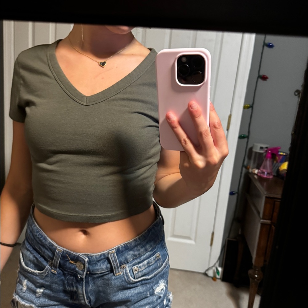 5 Cropped Shirts